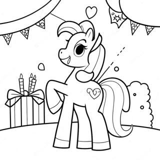 Pinkie Pie Parti Verirken Boyama Sayfasi 4559-2345